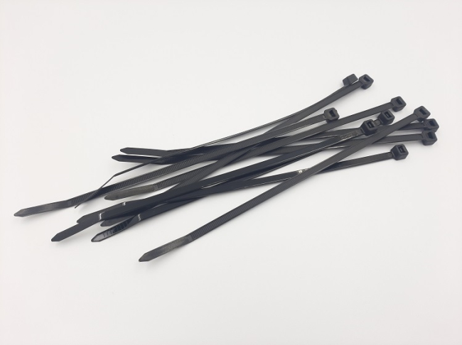 Kabelbinder schwarz *UV-beständig* (100 Stk.)